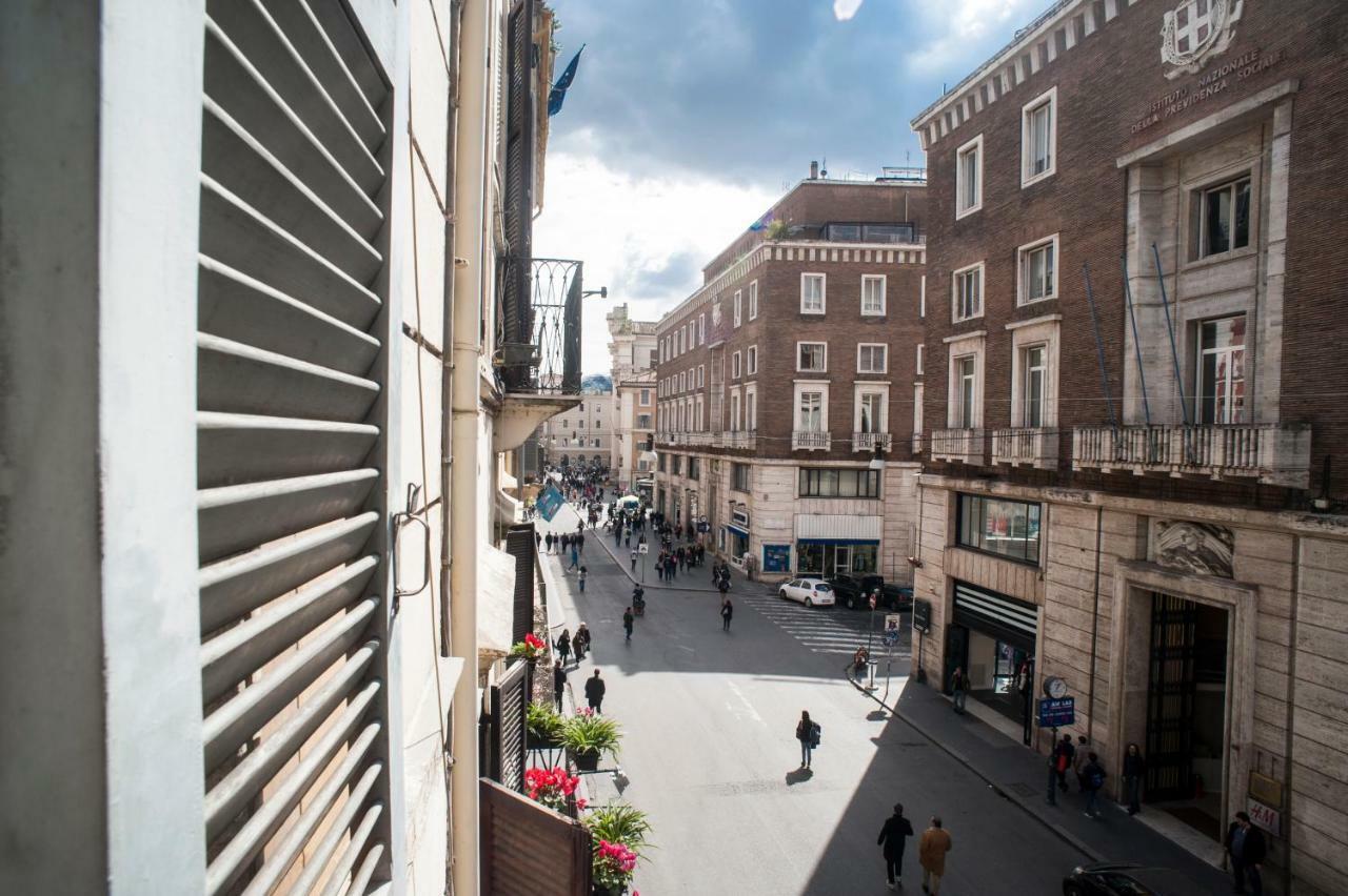 Santa Cecilia Apartment In Via Del Corso Ρώμη Εξωτερικό φωτογραφία